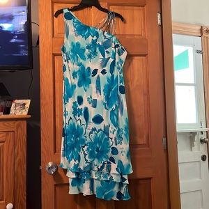 Sexy off the shoulder, Evan Picone flared dress